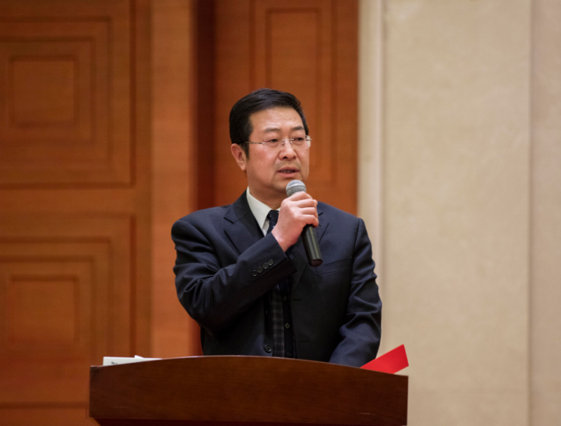 吳愛國(guó)主持責(zé)任制簽訂儀式