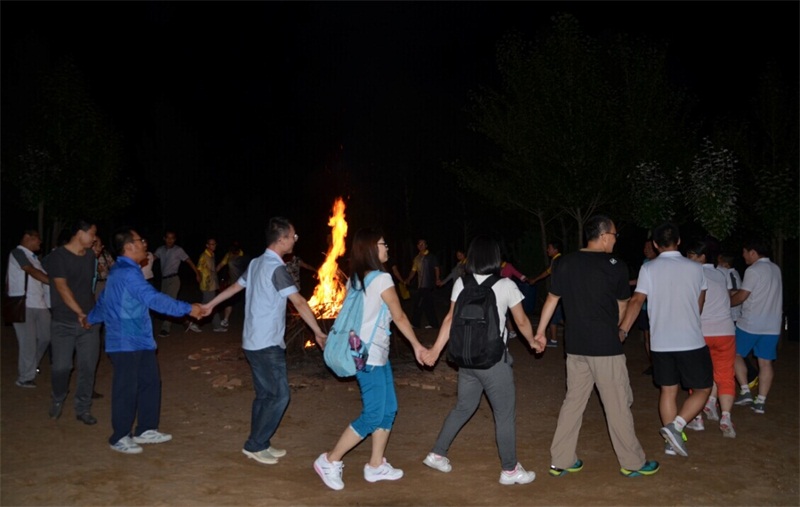 參觀高爾夫球場(chǎng)