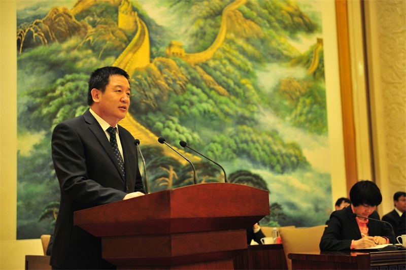 集團(tuán)副總裁楊明亮主持責(zé)任制簽訂儀式
